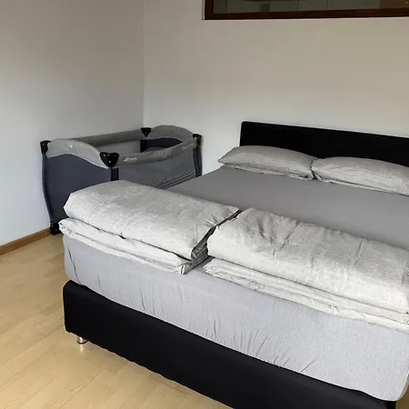 Gesamte Wlan&parkplatz - Apartment Kernen